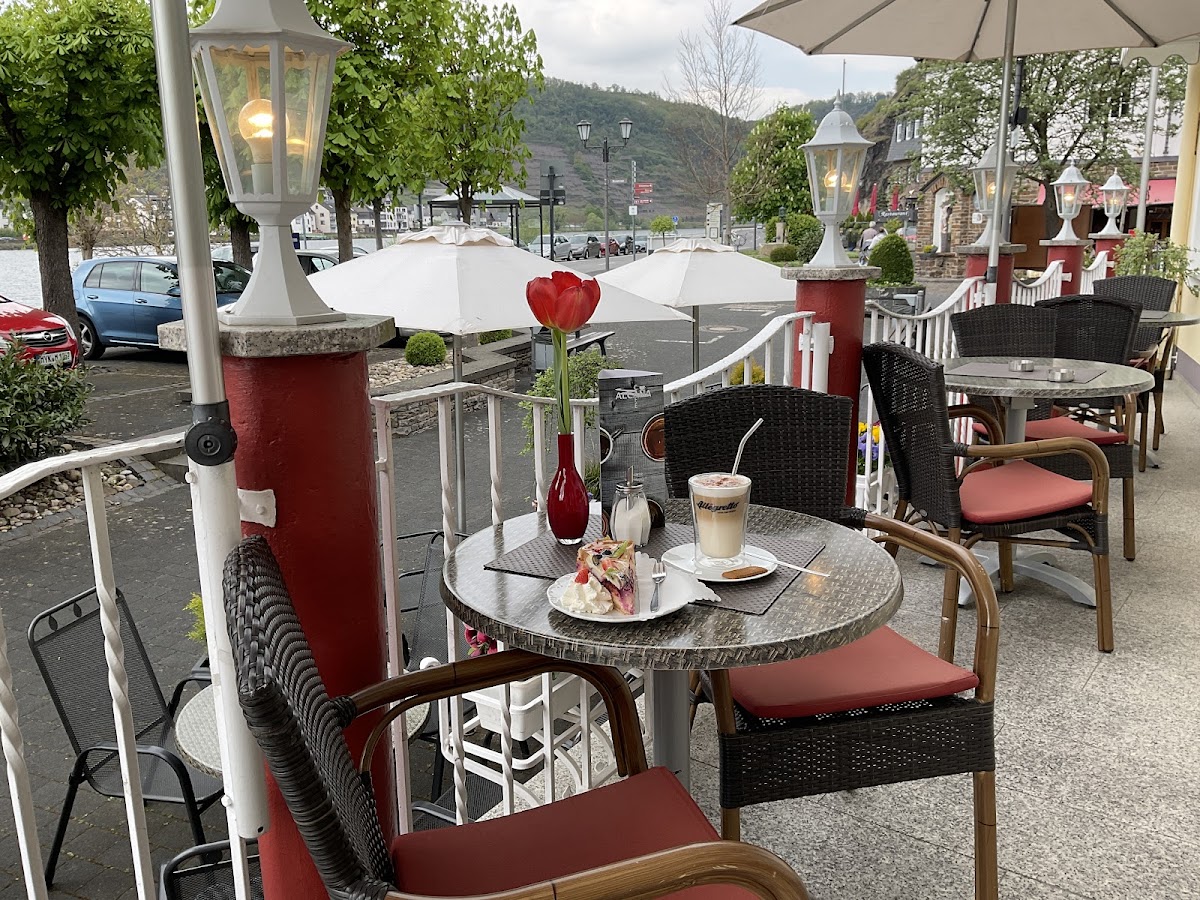 Cafe Bäckerei Pension Alcana